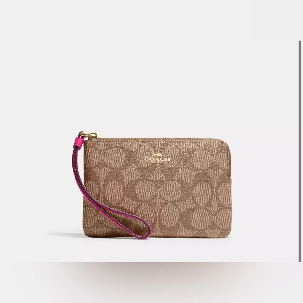 Coach Corner Zip‎ Wristlet In Signature Canvas